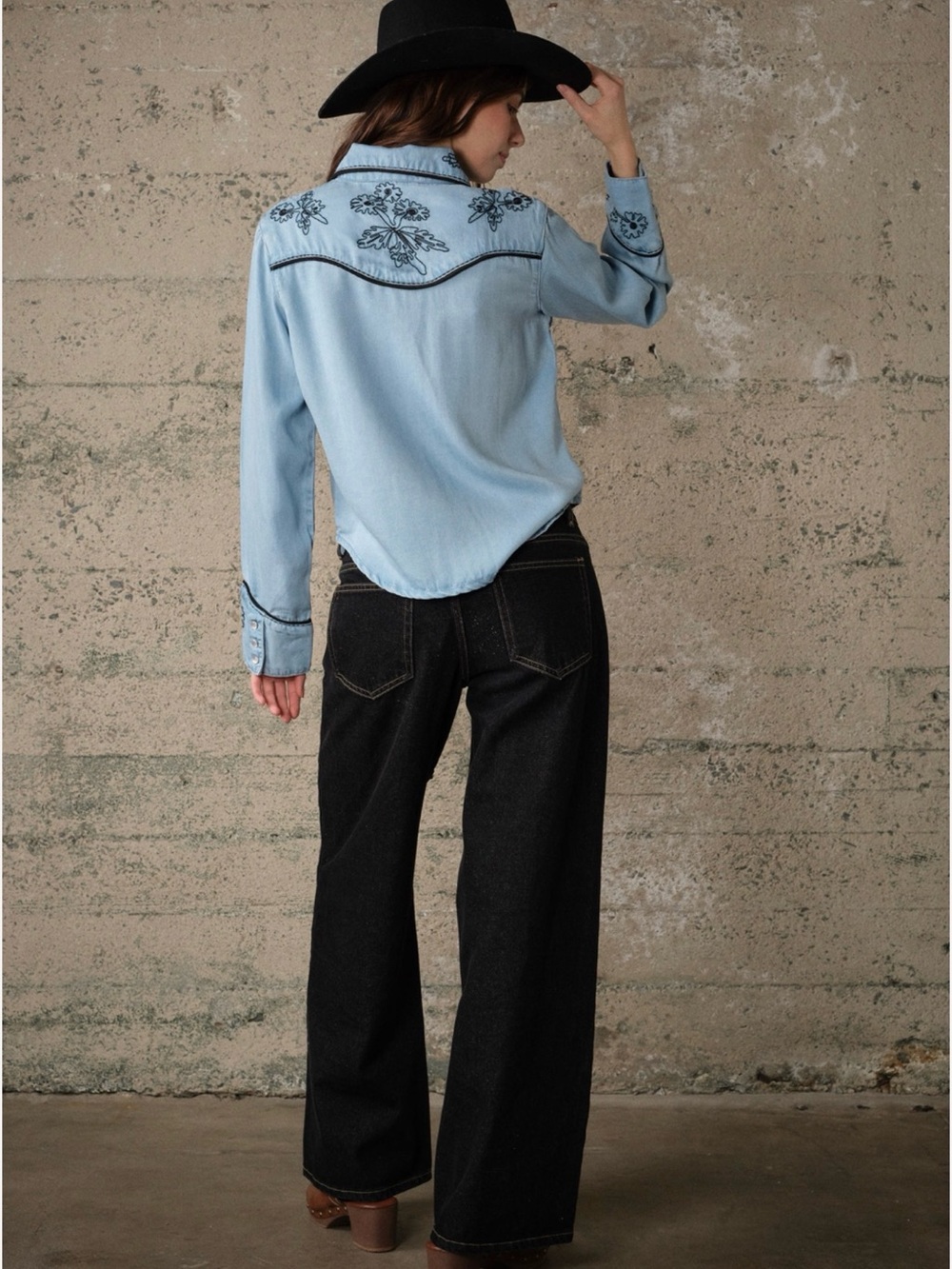Western Wide Leg Black Jeans with Stud Detail - Women - Picture 8 of 9